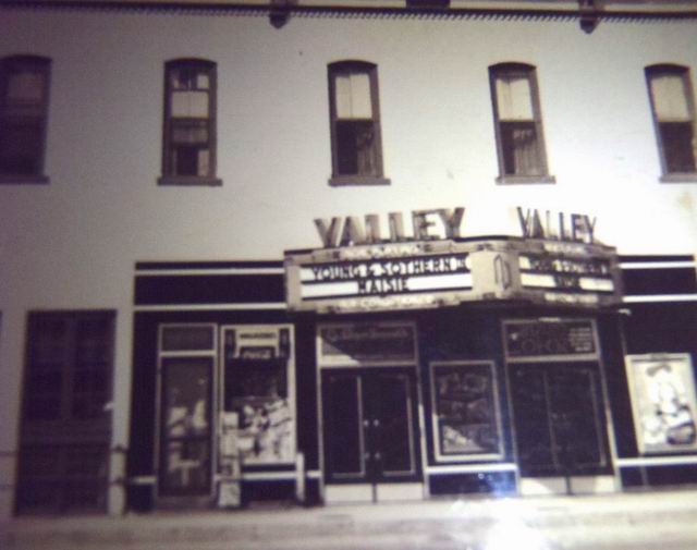 Valley Theatre - 1939 From Paul